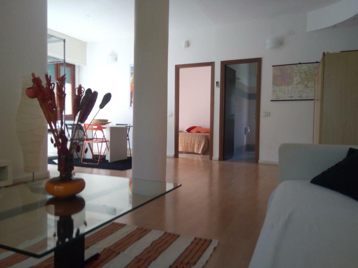 Purple House Apartment San Donato Milanese Exterior photo